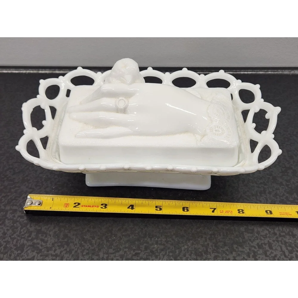 Atterbury Milk Glass Hand with Bird Lace Edge Trinket Dish Pat 1889 Good READ